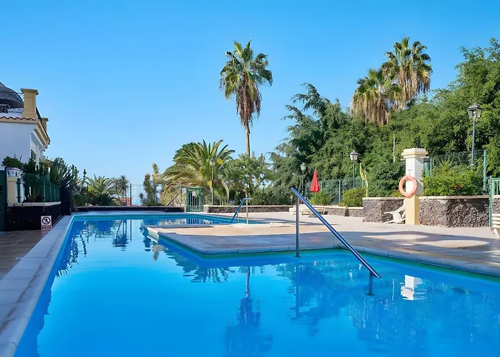 Pearl Of Windsor Park Апартаменты Адехе