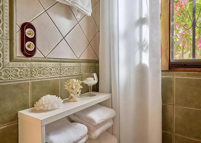 Апартаменты Pearl Of Windsor Park