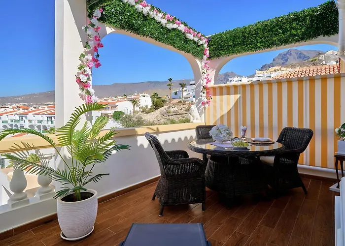 Pearl Of Windsor Park * Costa Adeje (Tenerife)